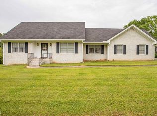 175 Ginger Cake Rd, Fayetteville, GA 30214