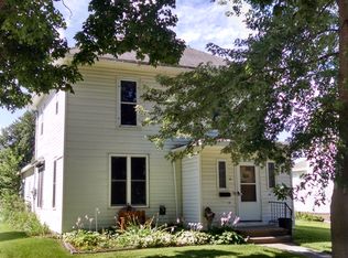 425 2nd Ave W, Cresco, IA 52136