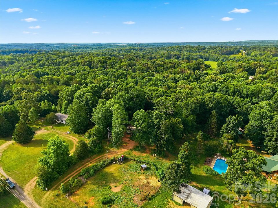 1st image of 4075 Mamas Garden Dr