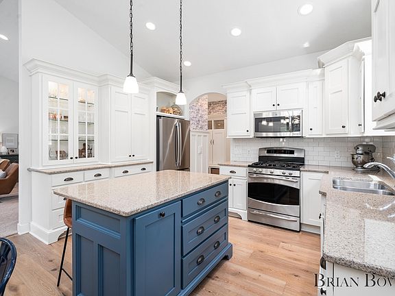 2nd image of 2973 Coppergrove Dr NE