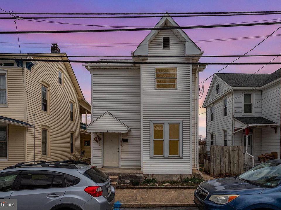 1st image of 108 S River St