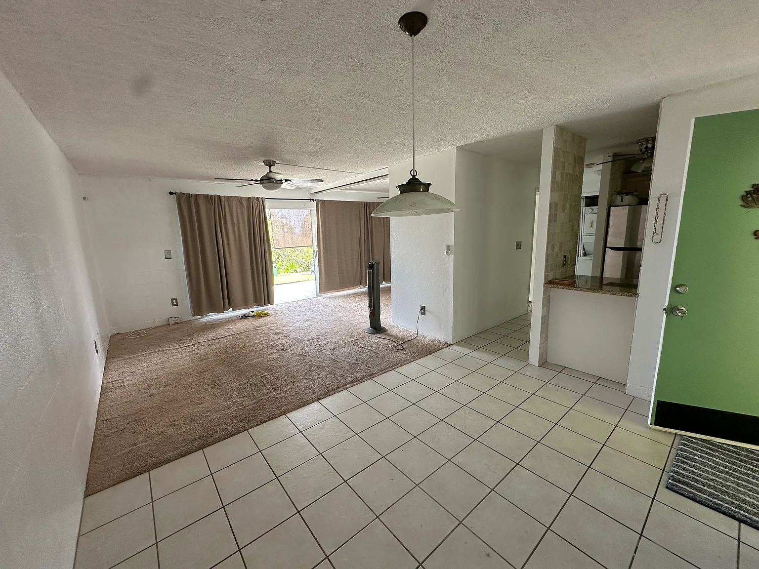 2 bed, 895 sqft, $3,075 — Photo 4