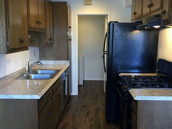 4th image of 457 Los Arbolitos Blvd