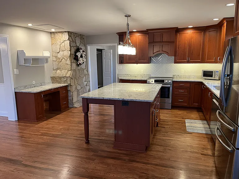 445 Herald Harbor Rd — Photo 3