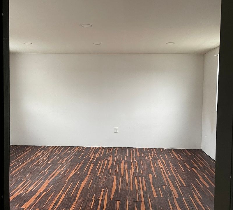 2nd image of 36-46 35th St #2F