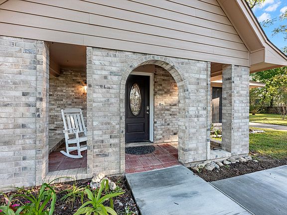 4th image of 2126 Eagle Point Rd