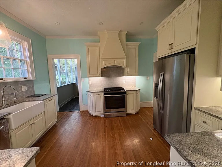 310 Hinsdale Ave — Photo 19