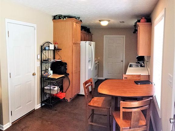 5th image of 4616 Daisy Mae Ln