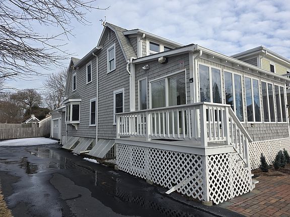 3rd image of 28 Park Ave #1