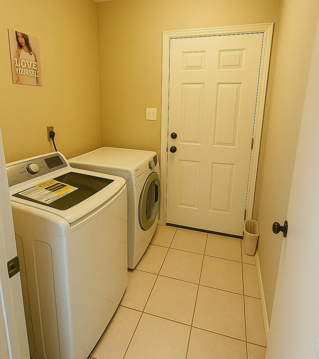 4 bed, 1480 sqft, $700 — Photo 3