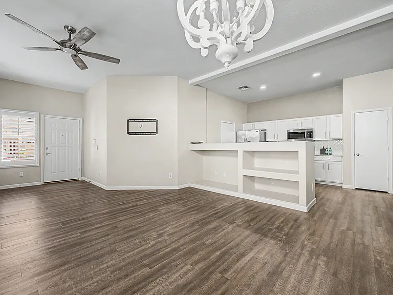 16636 S 22nd St — Photo 10