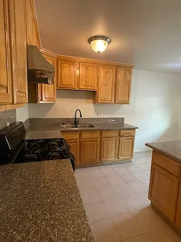 1500 Benito Ave #H — Photo 6