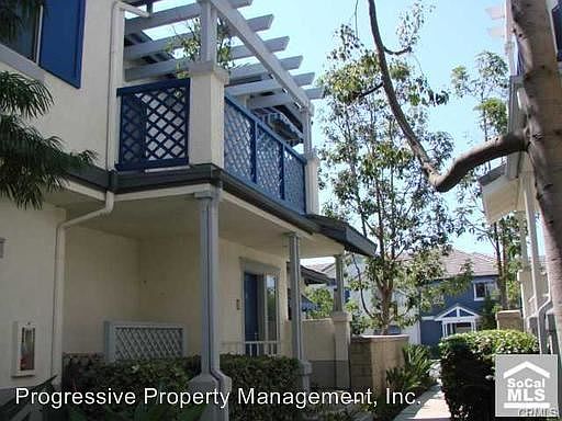 1st image of 45 Coronado Cay Ln