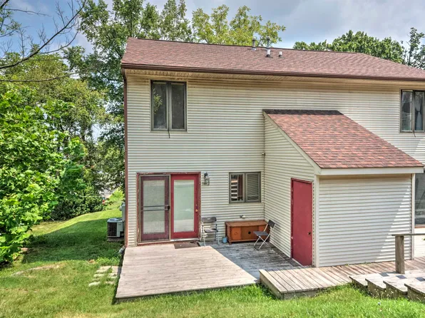1412 5th St, Waynesboro, VA 22980