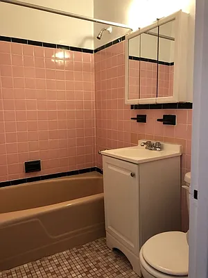 Rented by Michael Apfelbaum, LREB | media 6