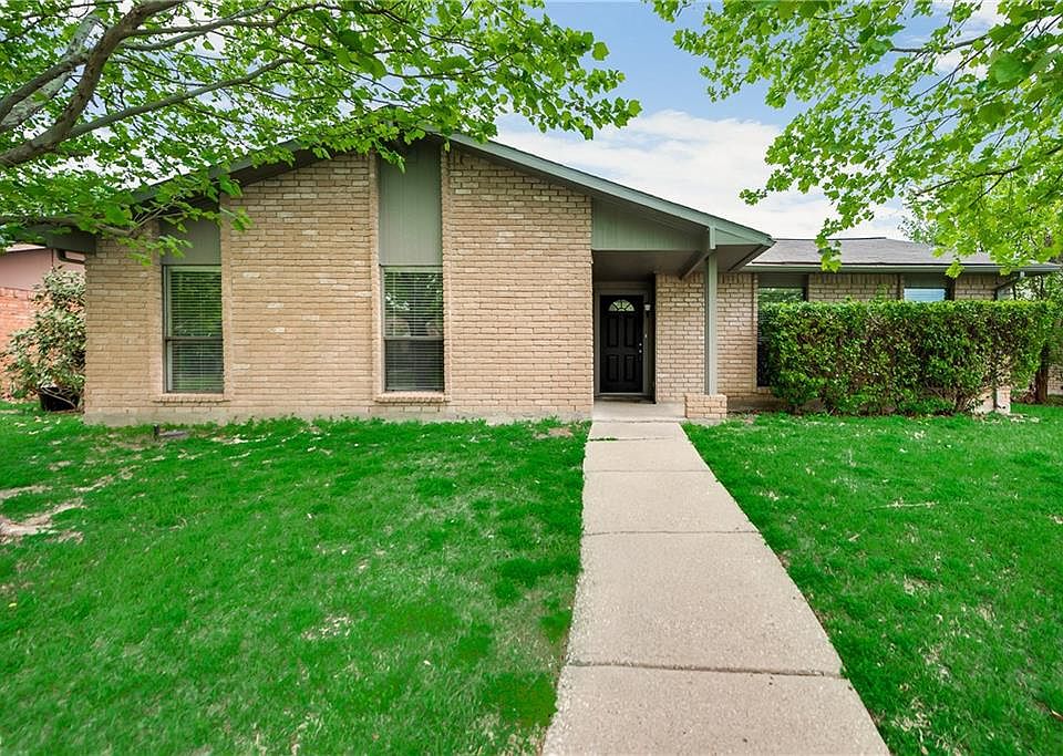 1st image of 2128 Courtland Cir