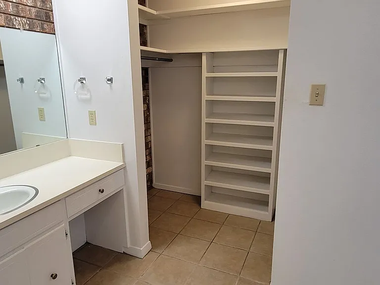 1400 Fairway Ter #22 — Photo 24