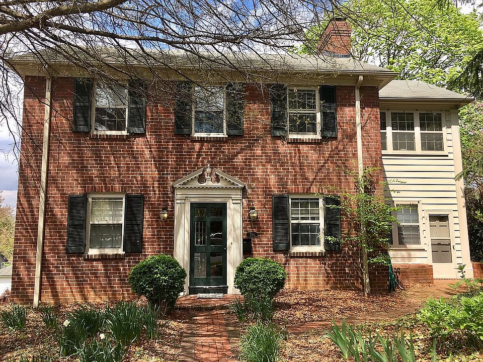 1st image of 290 Campbell St