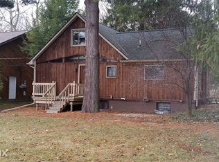 39200 Parkwood Ave, Sterling Heights, MI 48313