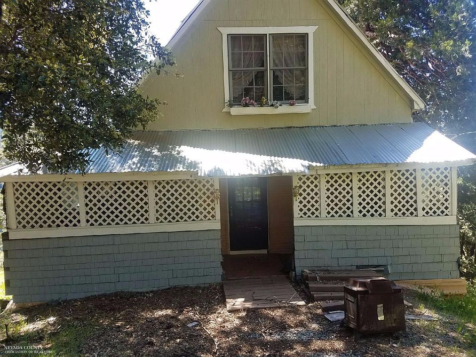 1st image of 516 Miners St #A