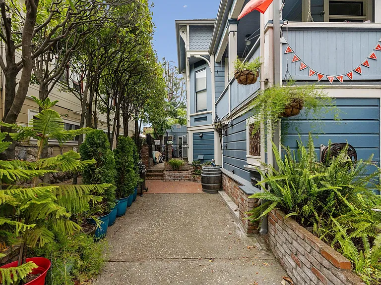 1524 Pacific Ave #B — Photo 43