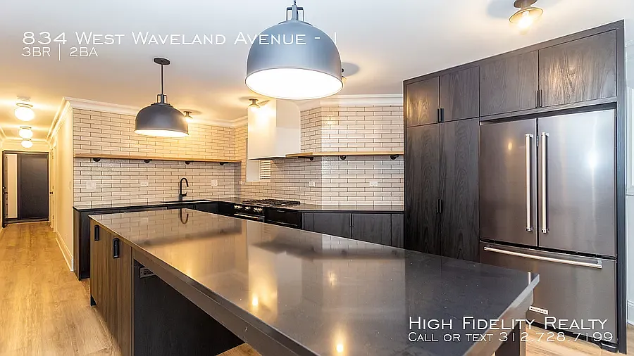 834 W Waveland Ave #2