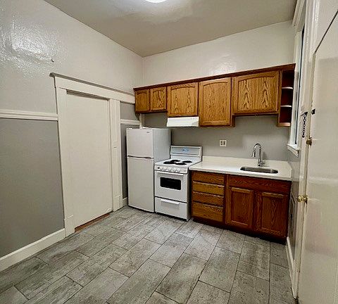 4th image of 1041 Leavenworth St #4