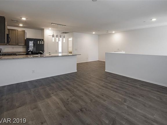 4th image of 4564 Townwall St