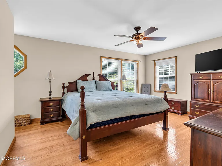 143 Lake Ave — Photo 10