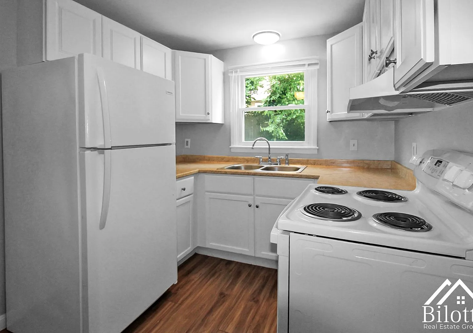 330 School Street — Photo 1