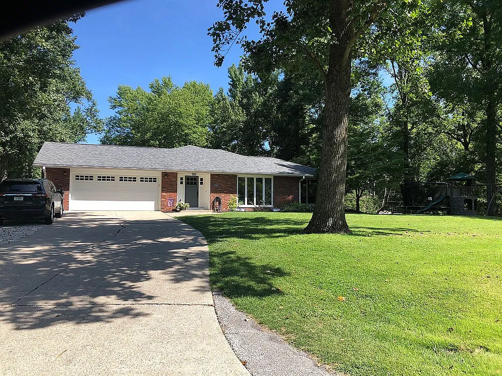 598 W Edgelea Rd photo 1