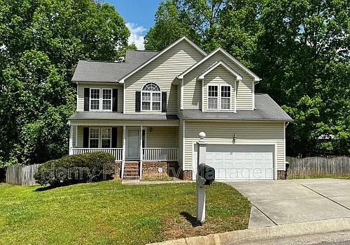 104 Back Woods Cir Photo 1