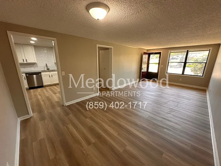 Meadowood Apartments — Photo 29