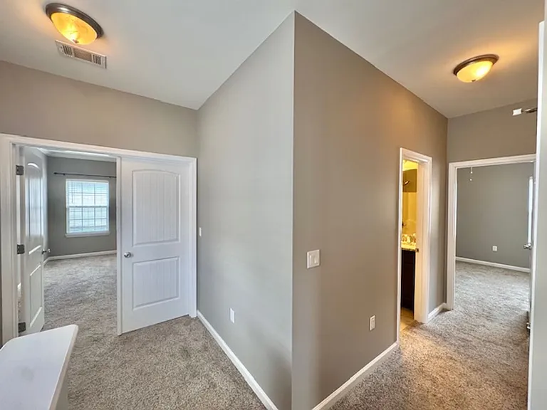 126 Farrah Ave — Photo 14