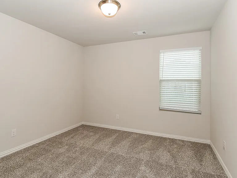1411 Rolling Fox Dr — Photo 14