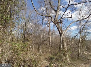 Oregon Trl, Hedgesville, WV 25427