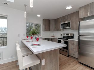 516 Mill Ave S APT 8, Renton, WA 98057