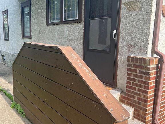 2nd image of 3533 Girard Ave S APT 2