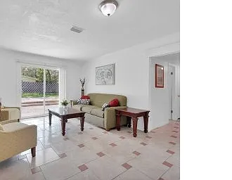 2103 Bills Dr Photo 1