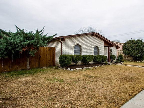 3rd image of 5213 N Colony Blvd