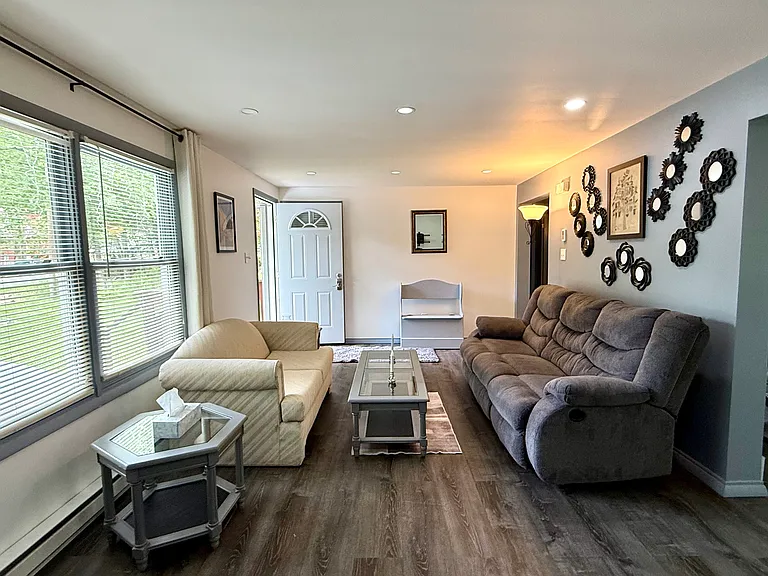 3528 Peak Dr — Photo 4