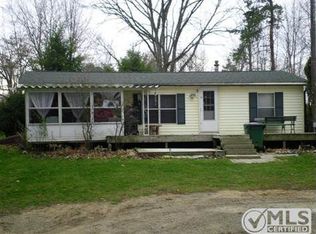 10511 N Cedar Dr, Grand Haven, MI 49417