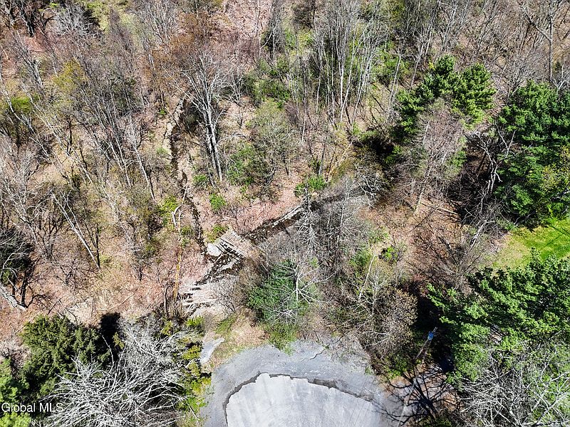 2nd image of L19 Mary Taylor Road