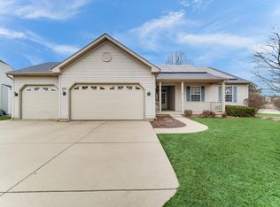 310 Fairwind Ct, Montgomery, IL 60538