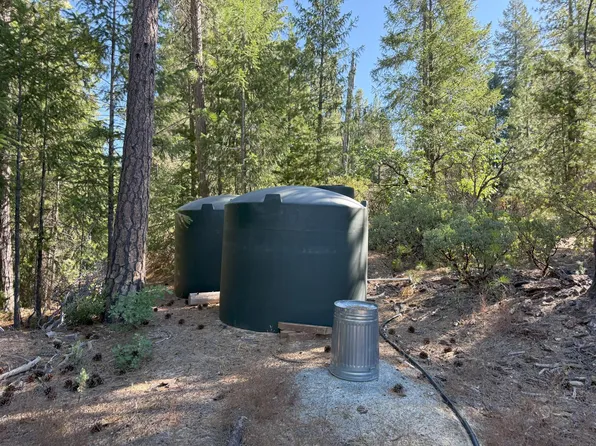 10543 Chuckleberry Dr, Nevada City, CA 95959