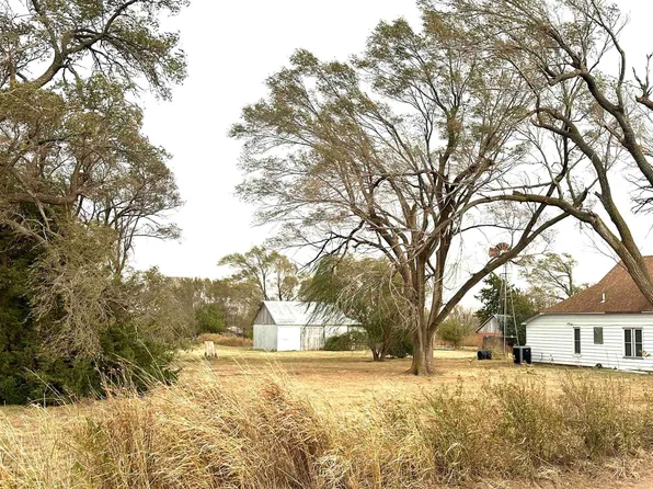 260 SE 100th Ave, Bluff City, KS 67018