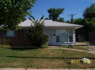 12710 Albany St, Oak Park, MI 48237