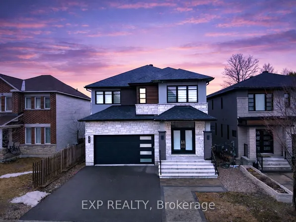 348 Abbeydale Cir, Ottawa, ON K2K 0E9