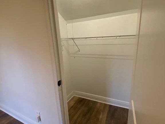5th image of 1125 Highland Ct N
