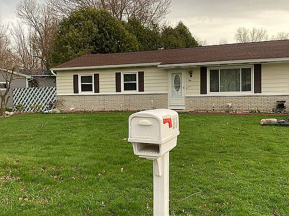 2nd image of 168 Birch Ln
